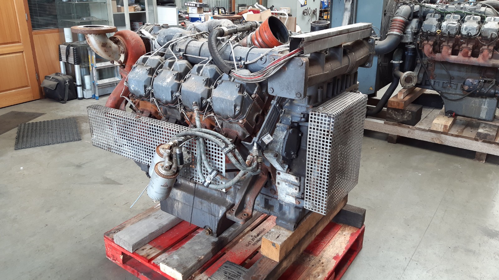 Deutz-BF8M-1015-C-d Deutz BF8M1015C - 2