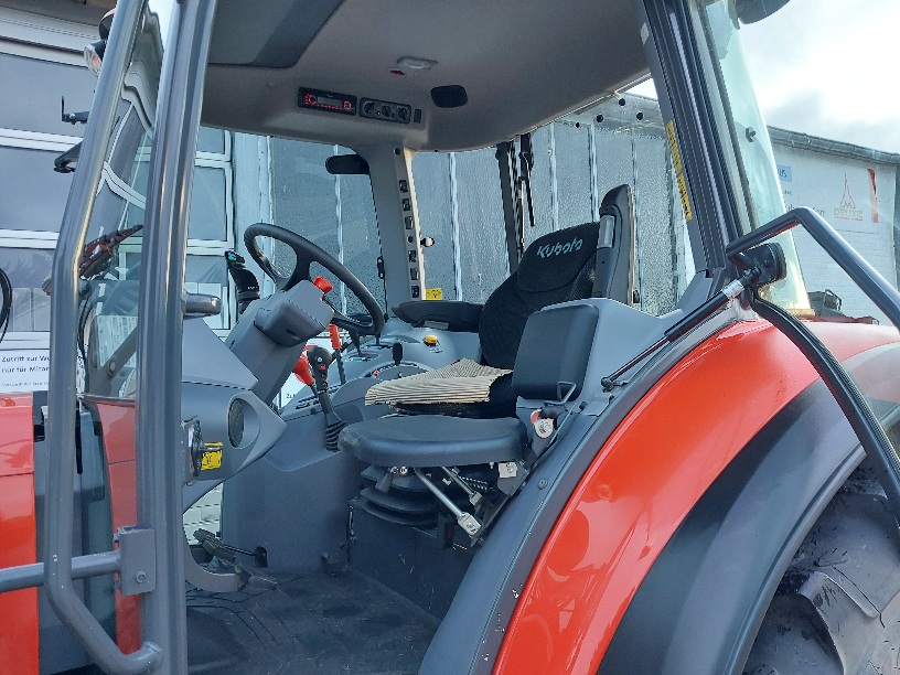 Kubota M 4072
