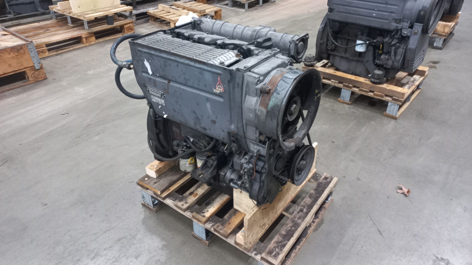 Deutz-F4L1011-b Deutz F4L1011 - 3